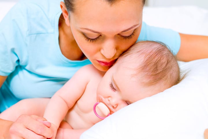 10 Useful Tips For Helping Your Baby Sleep Through The Night