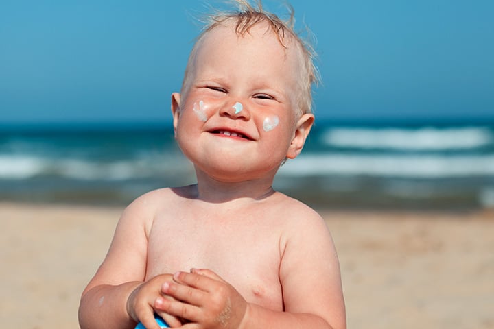 Sunburn In Babies – Causes, Symptoms & Treatments You Should Be Aware Of