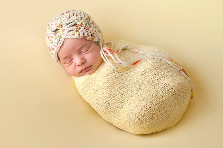 Swaddling-Blankets-For-Your-Baby-Tips-On-Swaddling-Baby