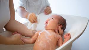 How Should You Bath Your Baby?